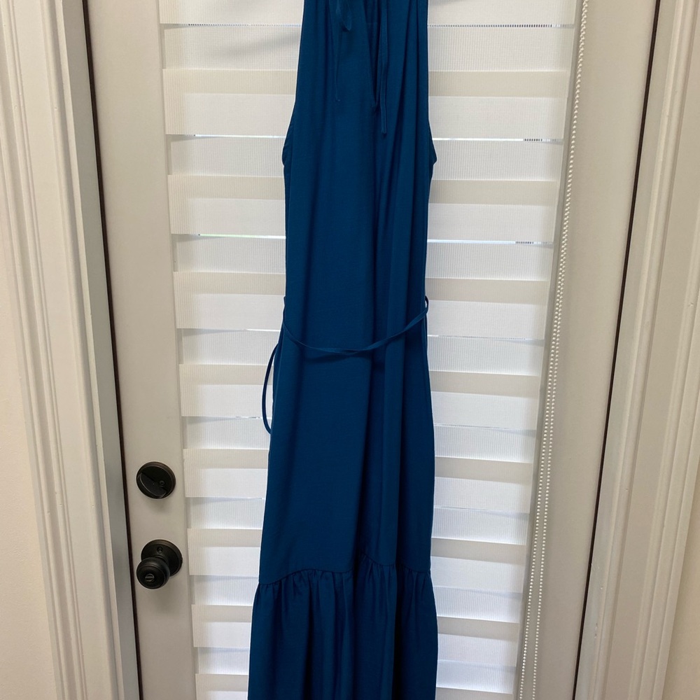 Elegant Blue Maxi Dress
